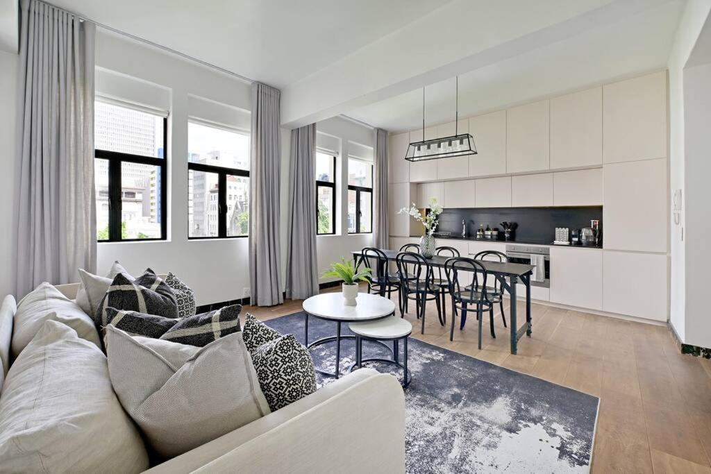 Aurora - 2bed Gem In Historic Market Square Le Cap