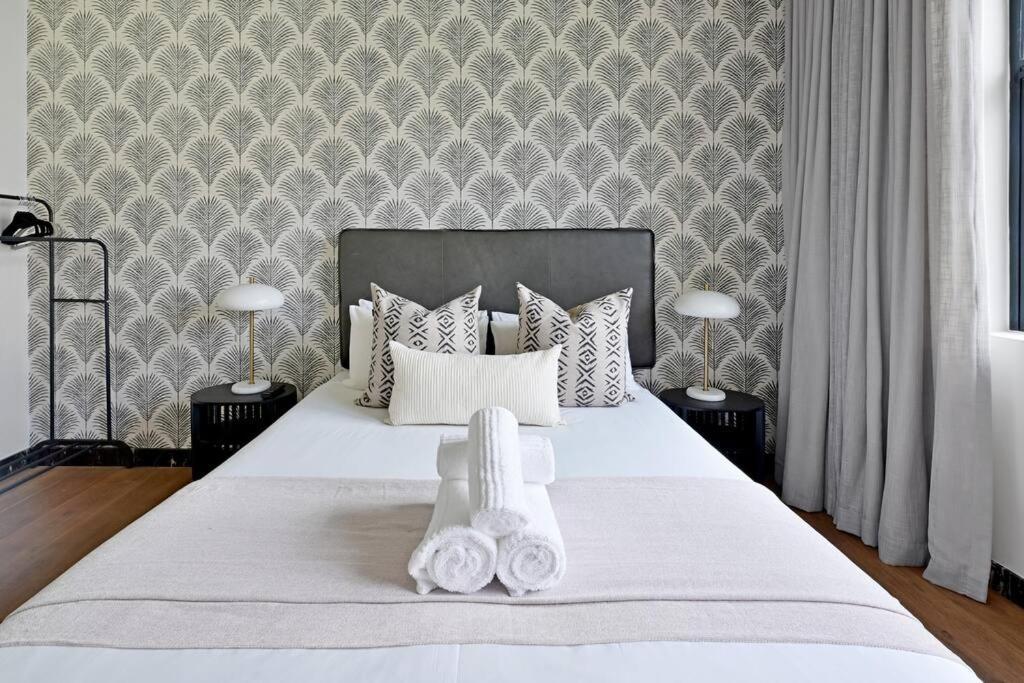 Aurora - 2bed Gem In Historic Market Square *