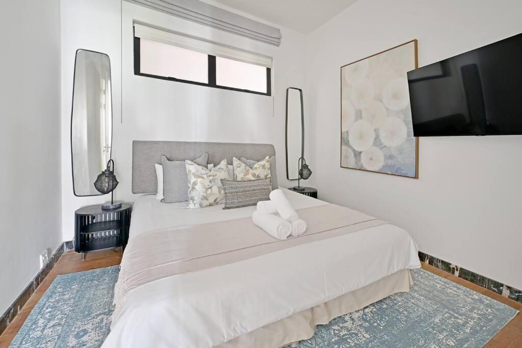 Apartment Aurora - 2bed Gem In Historic Market Square Cape Town