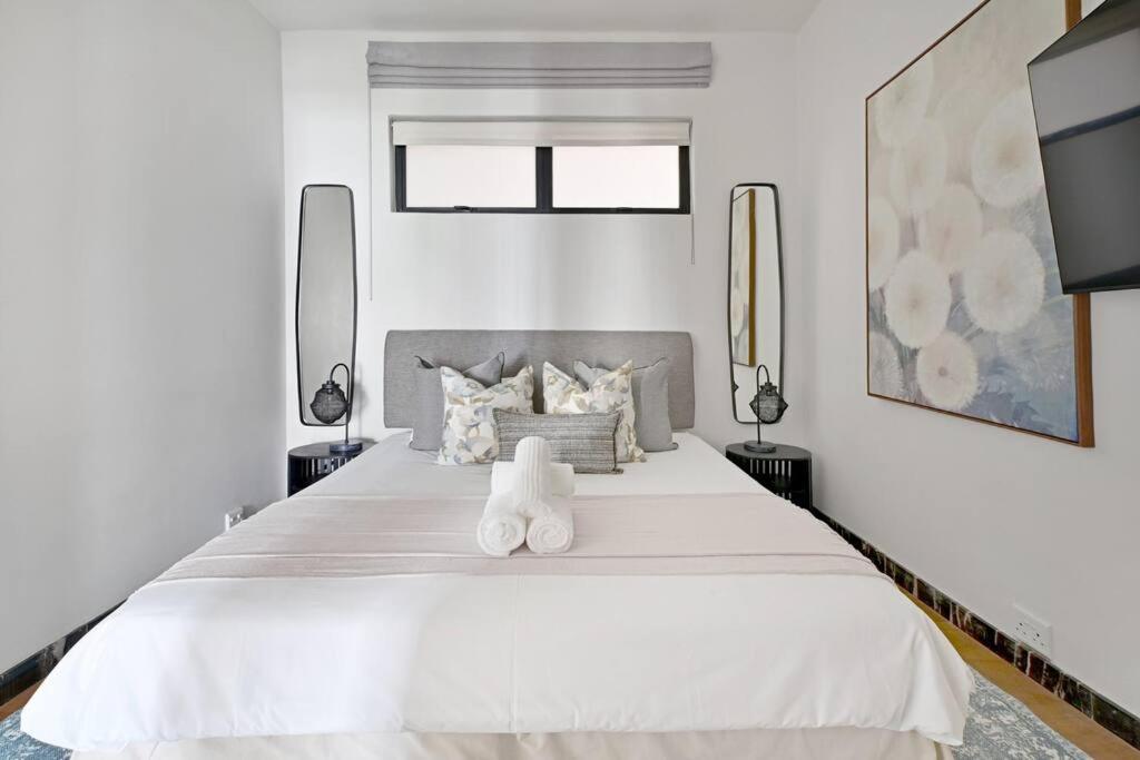 Aurora - 2bed Gem In Historic Market Square Apartment