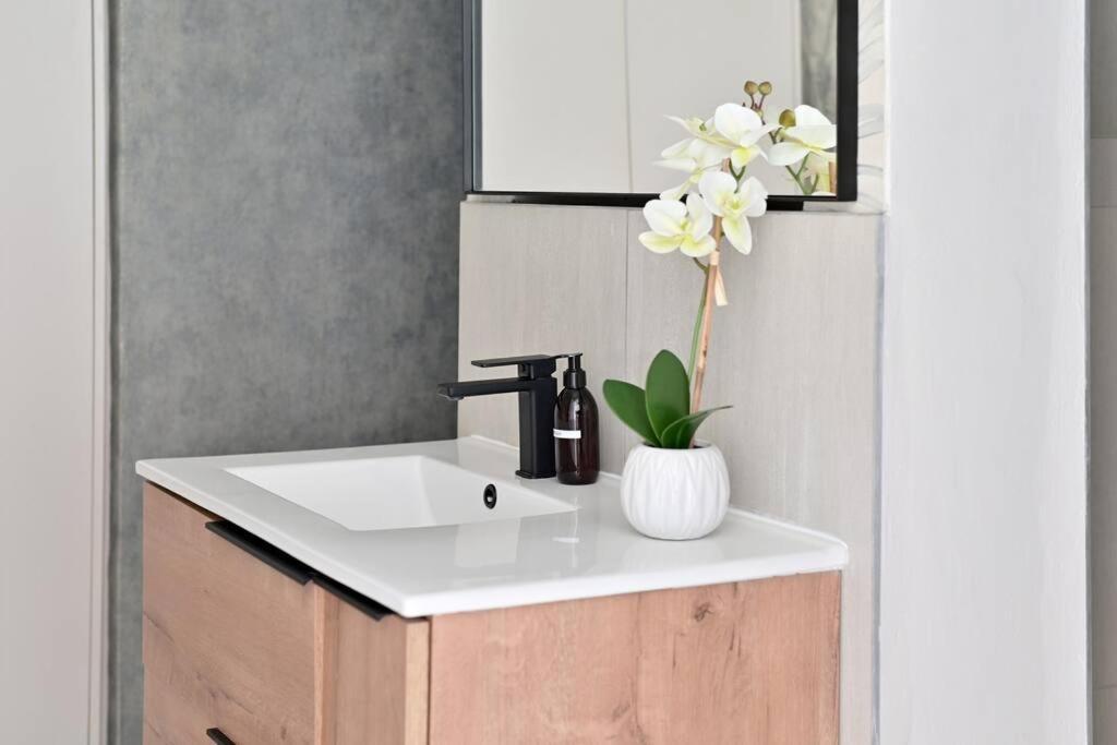 Aurora - 2bed Gem In Historic Market Square Cape Town